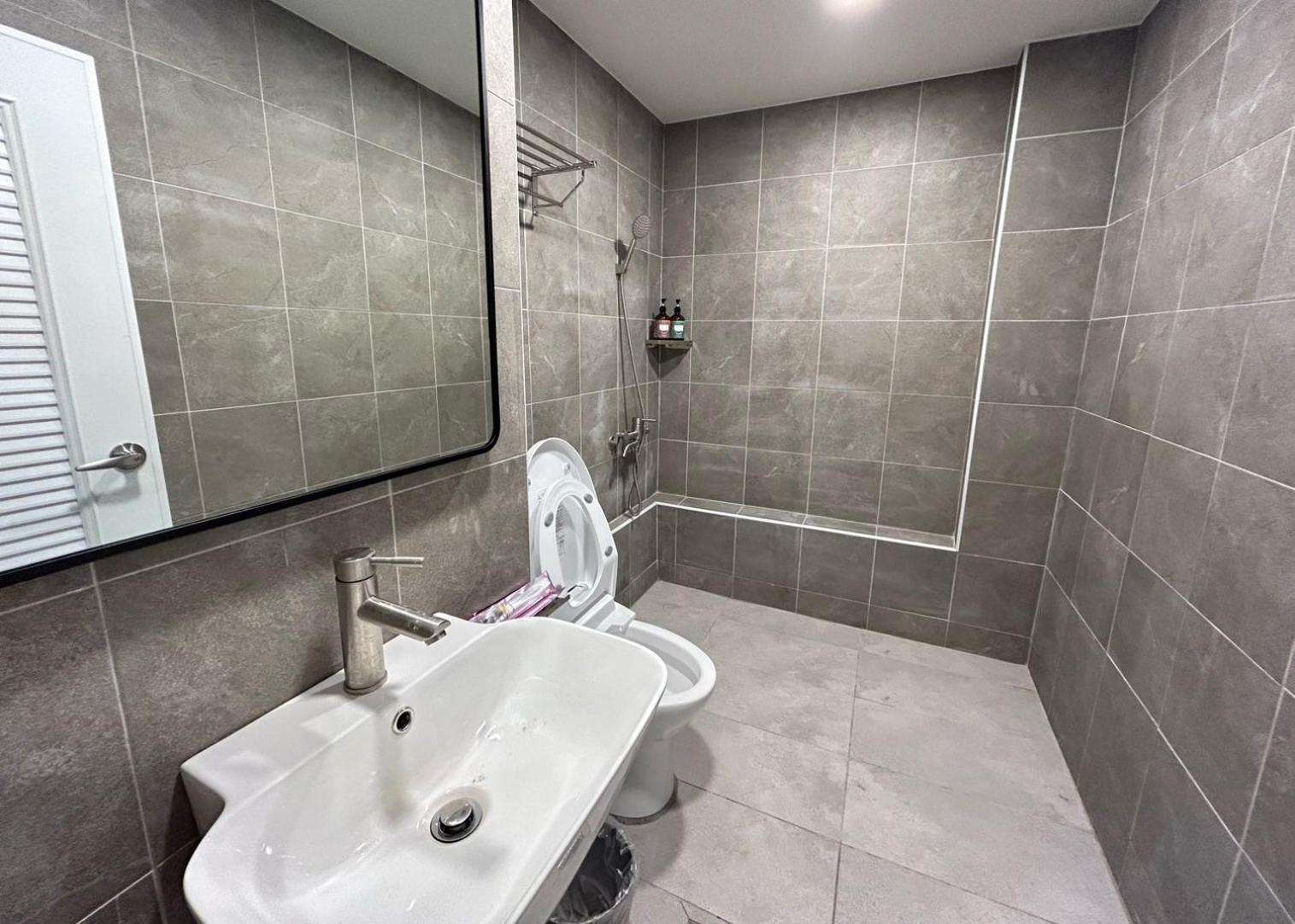 Yan Bin Hotel Tainan Luaran gambar